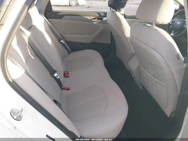 5NPE24AF2JH701430 2018 HYUNDAI SONATA - Image 8