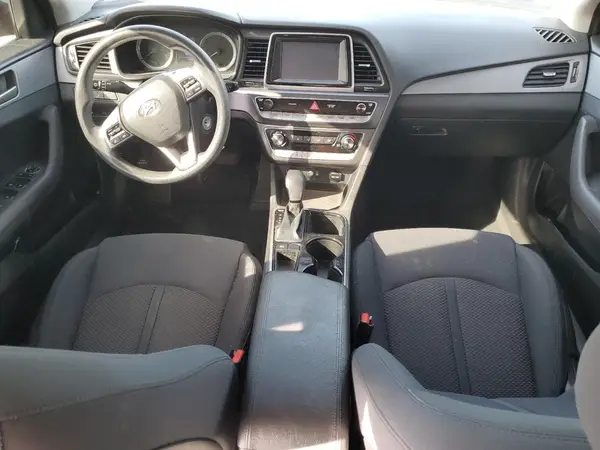 5NPE24AF2JH702318 2018 HYUNDAI SONATA - Image 8