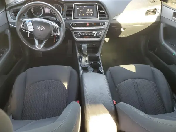 5NPE24AF2JH703369 2018 HYUNDAI SONATA - Image 8