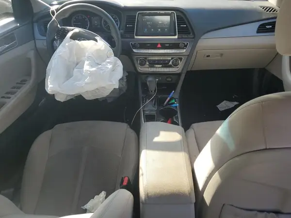 5NPE24AF2JH705347 2018 HYUNDAI SONATA - Image 8