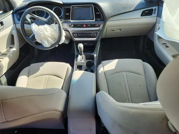 5NPE24AF2JH710211 2018 HYUNDAI SONATA - Image 8