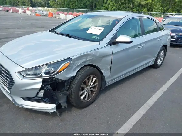 5NPE24AF2JH712069 2018 HYUNDAI SONATA - Image 2
