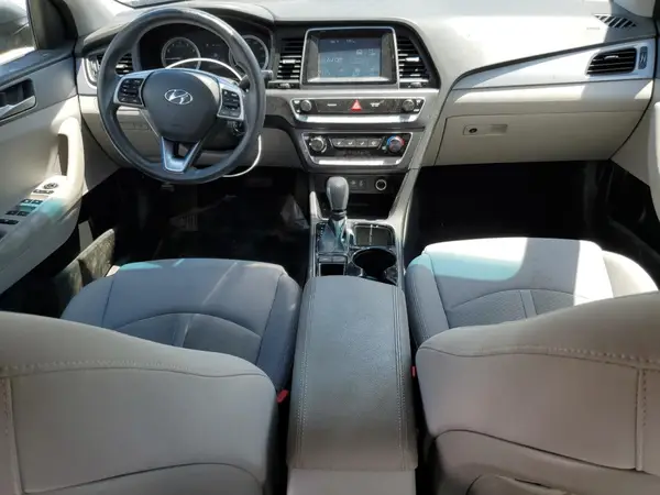 5NPE24AF2JH716963 2018 HYUNDAI SONATA - Image 8