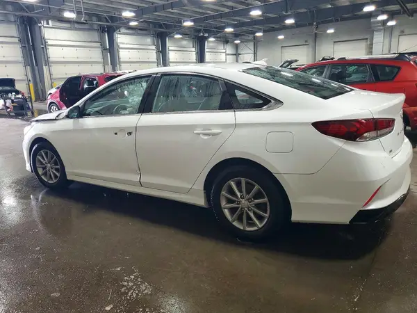 5NPE24AF2JH719524 2018 HYUNDAI SONATA - Image 2