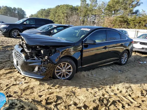 5NPE24AF2JH723783 2018 HYUNDAI SONATA - Image 1
