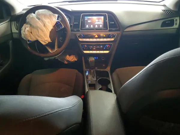 5NPE24AF2JH725243 2018 HYUNDAI SONATA - Image 8
