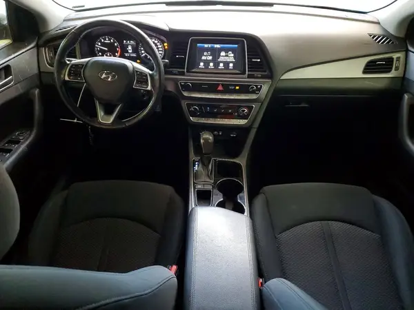 5NPE24AF2JH726229 2018 HYUNDAI SONATA - Image 8