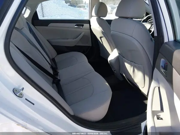 5NPE24AF2KH729469 2019 HYUNDAI SONATA - Image 8