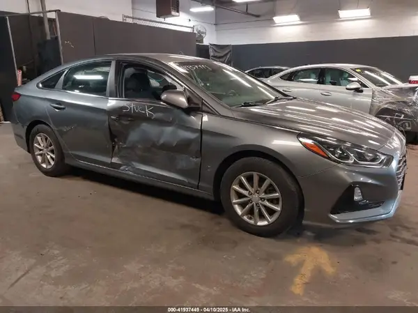 5NPE24AF2KH734400 2019 HYUNDAI SONATA - Image 1