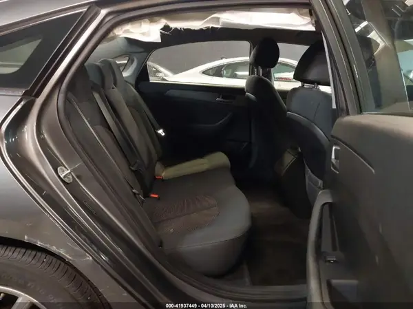 5NPE24AF2KH734400 2019 HYUNDAI SONATA - Image 8