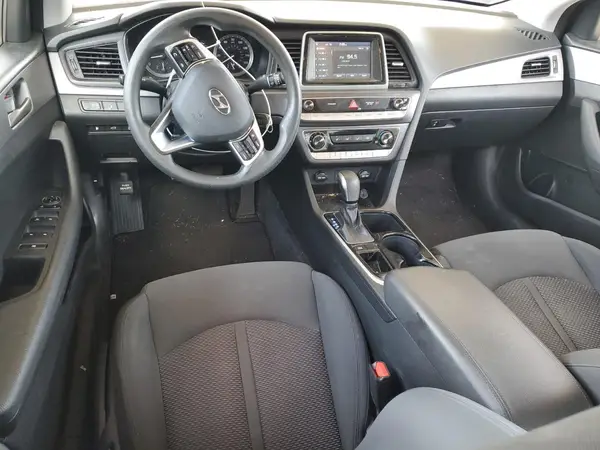 5NPE24AF2KH736566 2019 HYUNDAI SONATA - Image 8