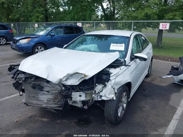 5NPE24AF2KH737183 2019 HYUNDAI SONATA - Image 2