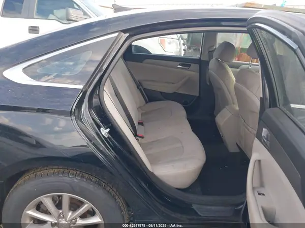 5NPE24AF2KH738317 2019 HYUNDAI SONATA - Image 8