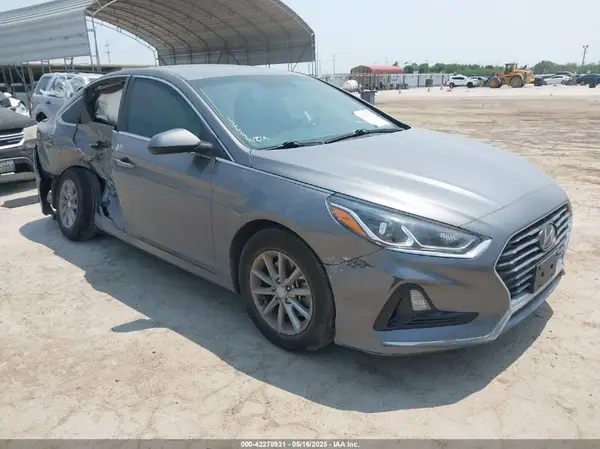 5NPE24AF2KH738625 2019 HYUNDAI SONATA - Image 1