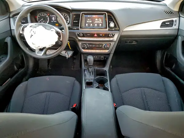 5NPE24AF2KH739144 2019 HYUNDAI SONATA - Image 8