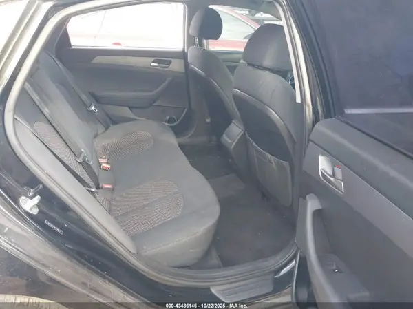 5NPE24AF2KH739578 2019 HYUNDAI SONATA - Image 8