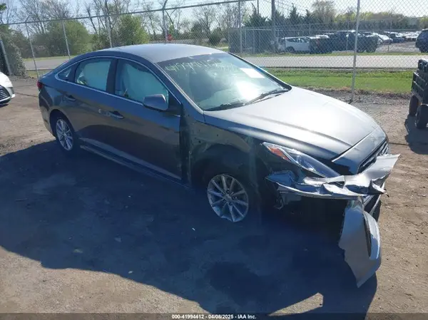 5NPE24AF2KH740164 2019 HYUNDAI SONATA - Image 1