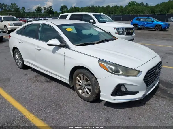 5NPE24AF2KH740200 2019 HYUNDAI SONATA - Image 1