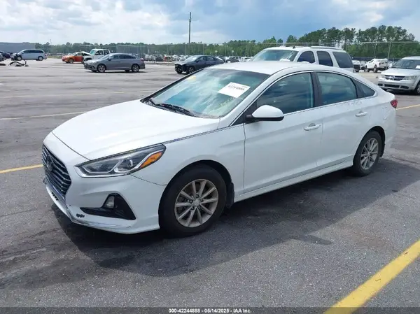 5NPE24AF2KH740200 2019 HYUNDAI SONATA - Image 2