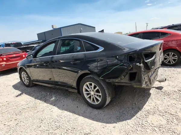 5NPE24AF2KH740231 2019 HYUNDAI SONATA - Image 2