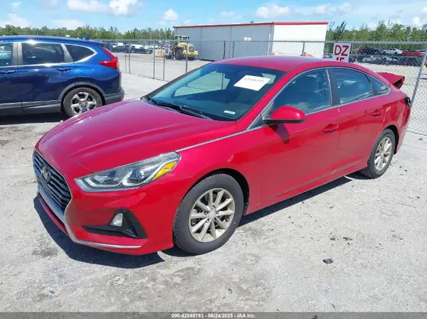 5NPE24AF2KH744084 2019 HYUNDAI SONATA - Image 2