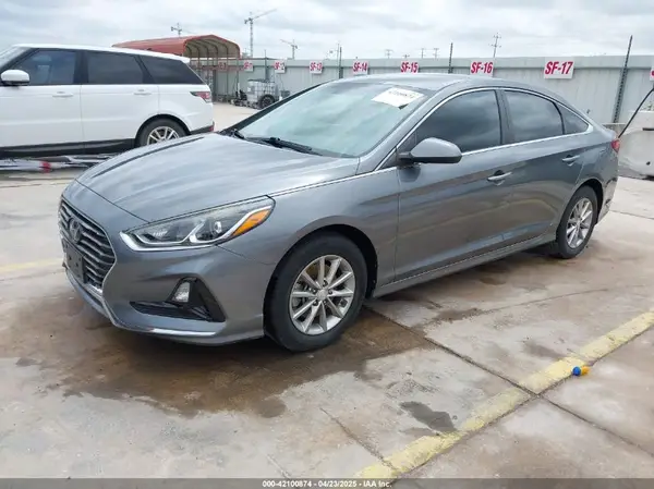 5NPE24AF2KH745414 2019 HYUNDAI SONATA - Image 2