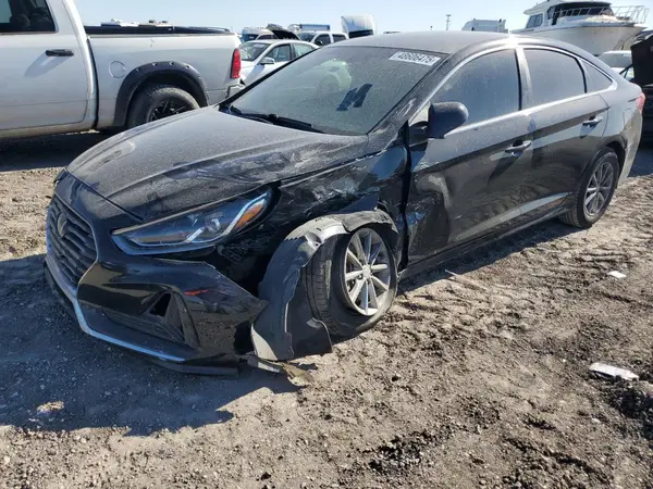 5NPE24AF2KH745879 2019 HYUNDAI SONATA - Image 1
