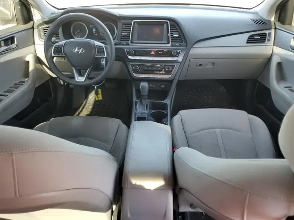 5NPE24AF2KH745879 2019 HYUNDAI SONATA - Image 8