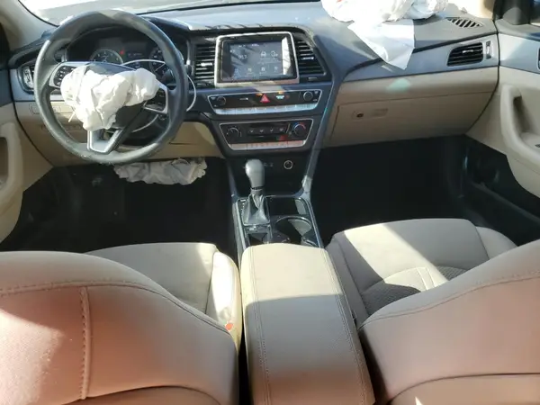 5NPE24AF2KH748667 2019 HYUNDAI SONATA - Image 8