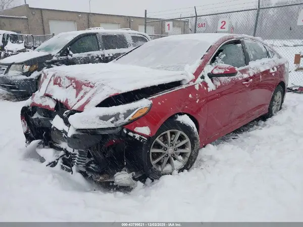 5NPE24AF2KH749172 2019 HYUNDAI SONATA - Image 2
