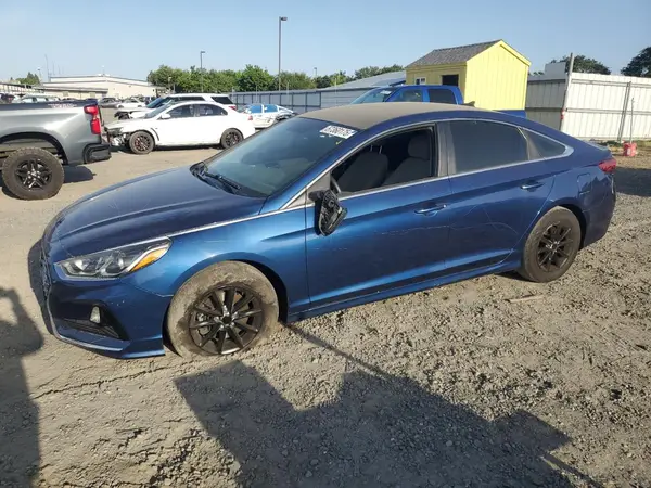 5NPE24AF2KH749849 2019 HYUNDAI SONATA - Image 1