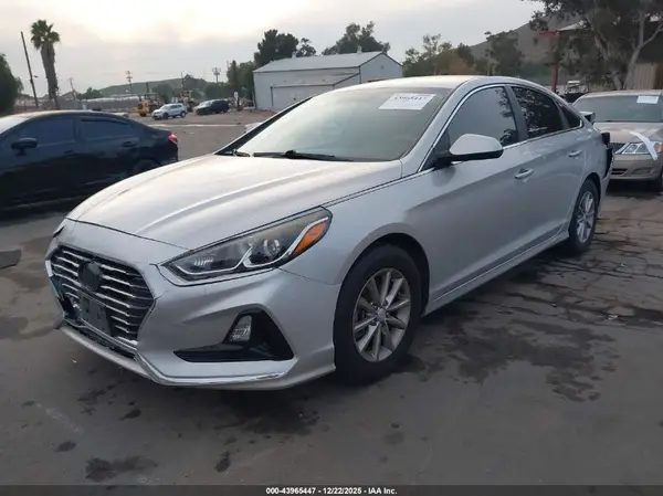 5NPE24AF2KH750399 2019 HYUNDAI SONATA - Image 2