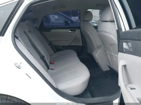 5NPE24AF2KH753870 2019 HYUNDAI SONATA - Image 8