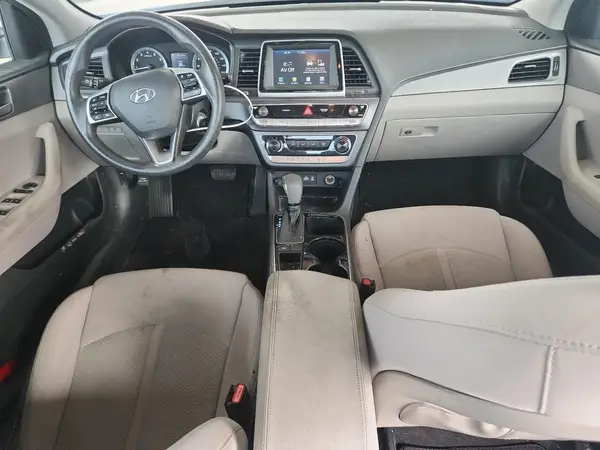 5NPE24AF2KH755070 2019 HYUNDAI SONATA - Image 8