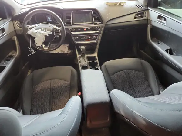 5NPE24AF2KH757224 2019 HYUNDAI SONATA - Image 8