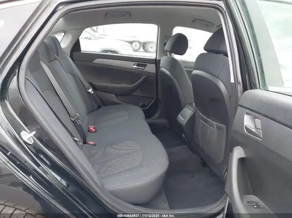 5NPE24AF2KH758406 2019 HYUNDAI SONATA - Image 8