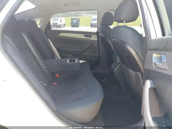 5NPE24AF2KH759698 2019 HYUNDAI SONATA - Image 8