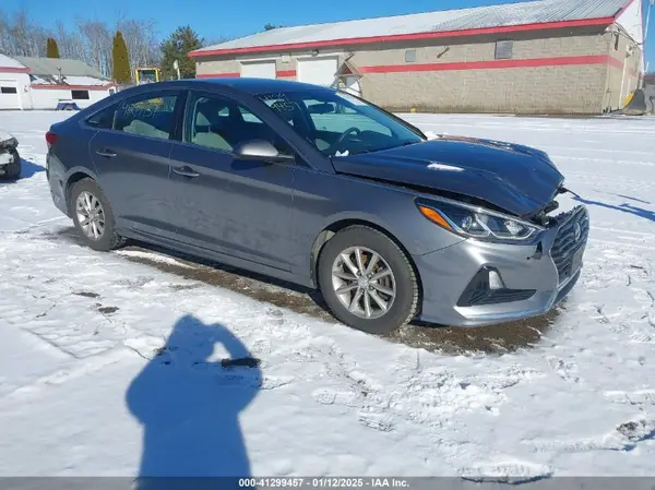 5NPE24AF2KH760138 2019 HYUNDAI SONATA - Image 1