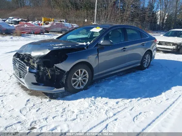 5NPE24AF2KH760138 2019 HYUNDAI SONATA - Image 2