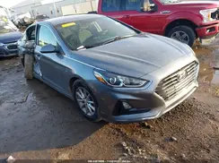 5NPE24AF2KH761807 2019 HYUNDAI SONATA