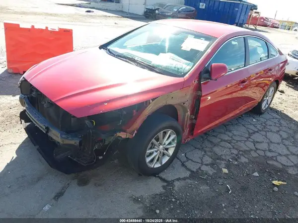 5NPE24AF2KH764707 2019 HYUNDAI SONATA - Image 2