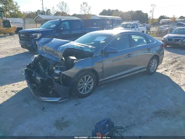 5NPE24AF2KH771494 2019 HYUNDAI SONATA - Image 2