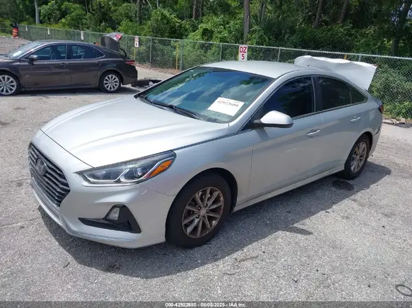 5NPE24AF2KH771849 2019 HYUNDAI SONATA - Image 2