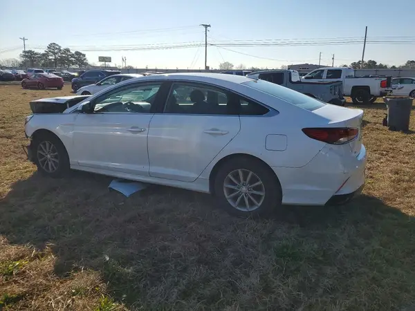 5NPE24AF2KH777859 2019 HYUNDAI SONATA - Image 2