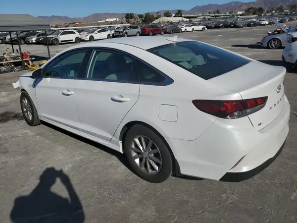 5NPE24AF2KH781099 2019 HYUNDAI SONATA - Image 2