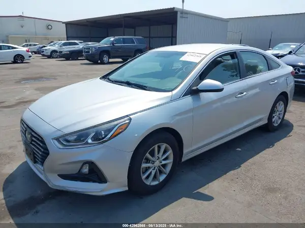 5NPE24AF2KH782849 2019 HYUNDAI SONATA - Image 2