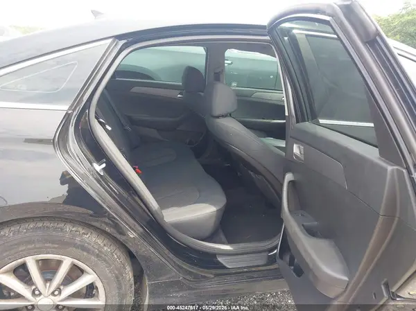 5NPE24AF2KH791311 2019 HYUNDAI SONATA - Image 8