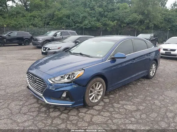 5NPE24AF2KH795956 2019 HYUNDAI SONATA - Image 2