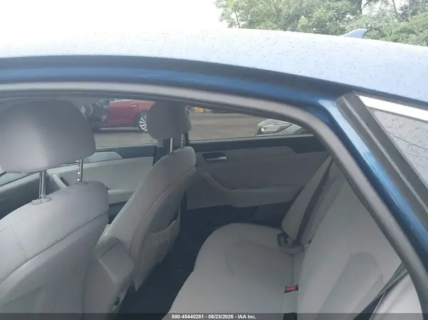 5NPE24AF2KH795956 2019 HYUNDAI SONATA - Image 8