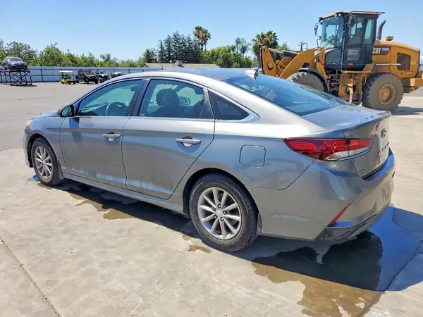 5NPE24AF2KH796427 2019 HYUNDAI SONATA - Image 2
